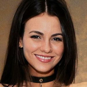 Victoria Justice photo #4210