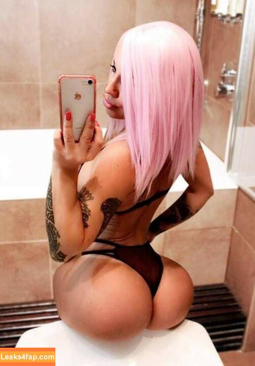 Victoria Lomba / victorialomba / victorialombatv leaked photo photo #0023