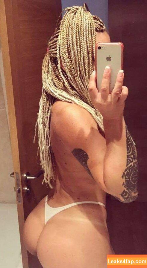 Victoria Lomba / victorialomba / victorialombatv leaked photo photo #0038