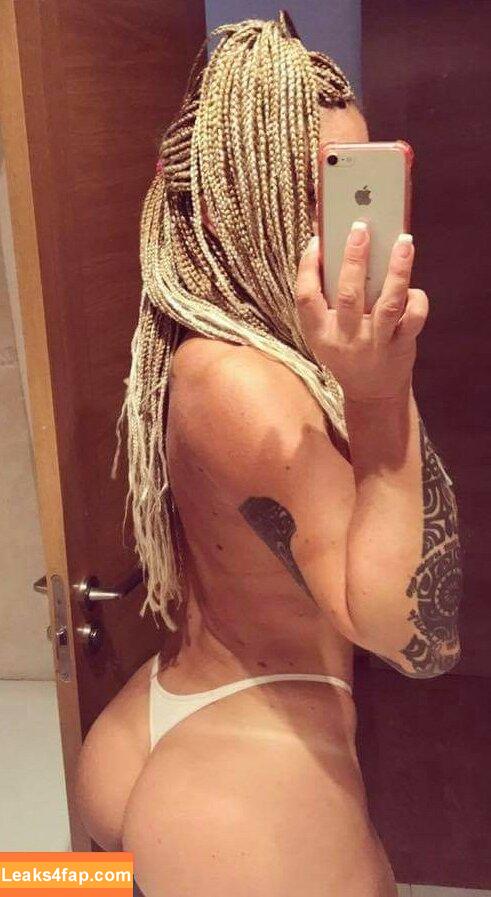 Victoria Lomba / victorialomba / victorialombatv leaked photo photo #0347