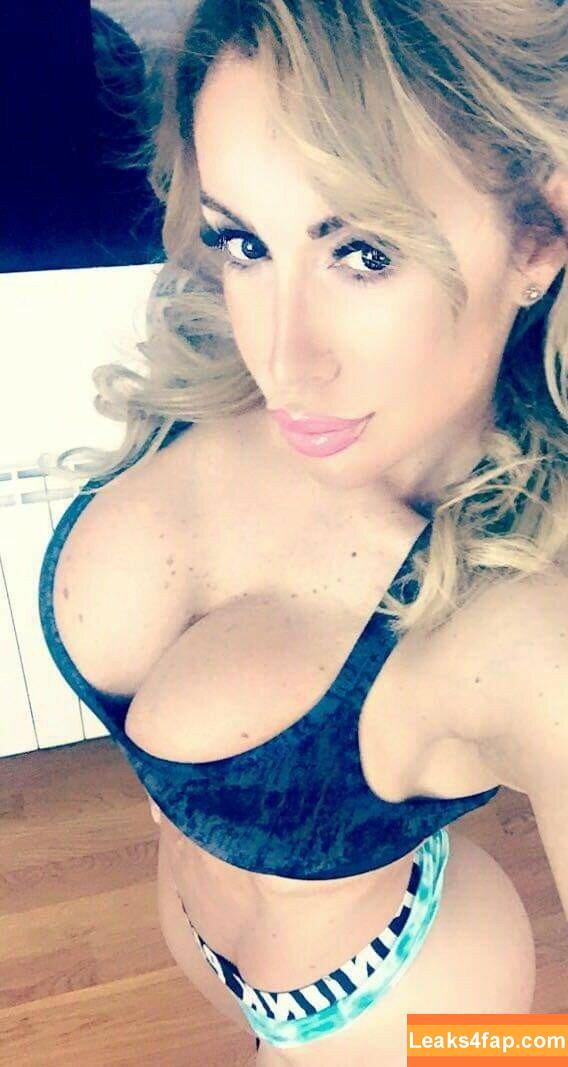 Victoria Lomba / victorialomba / victorialombatv leaked photo photo #0360