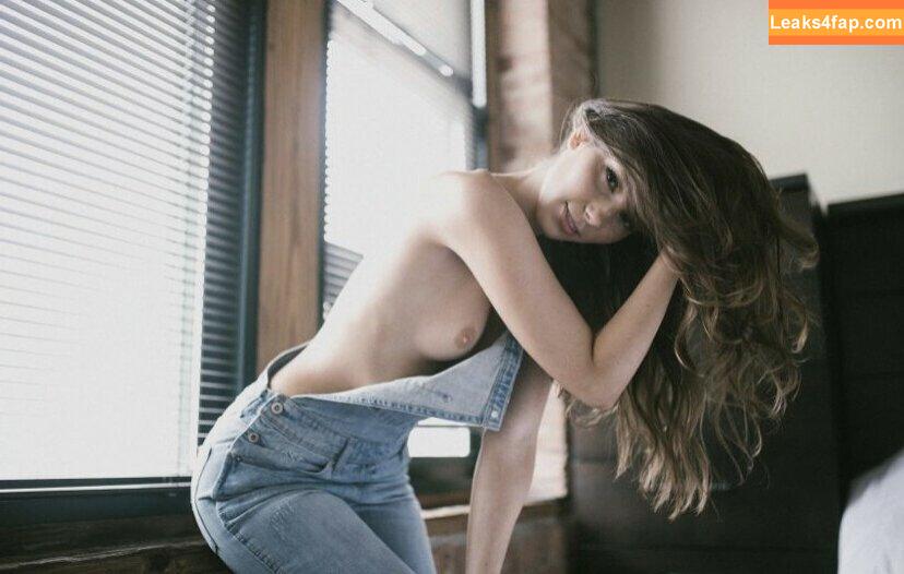 Victoria Lynn Myers / victorialynnmyers слитое фото фото #0004