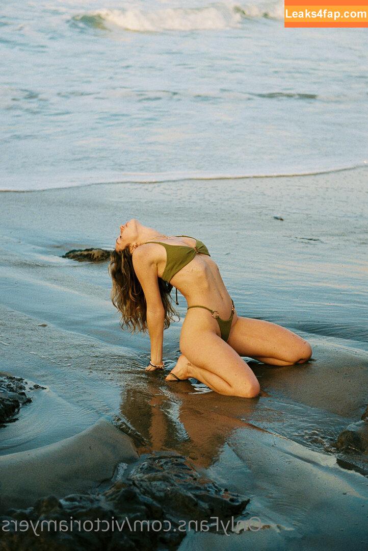 Victoria Lynn Myers / victorialynnmyers слитое фото фото #0063