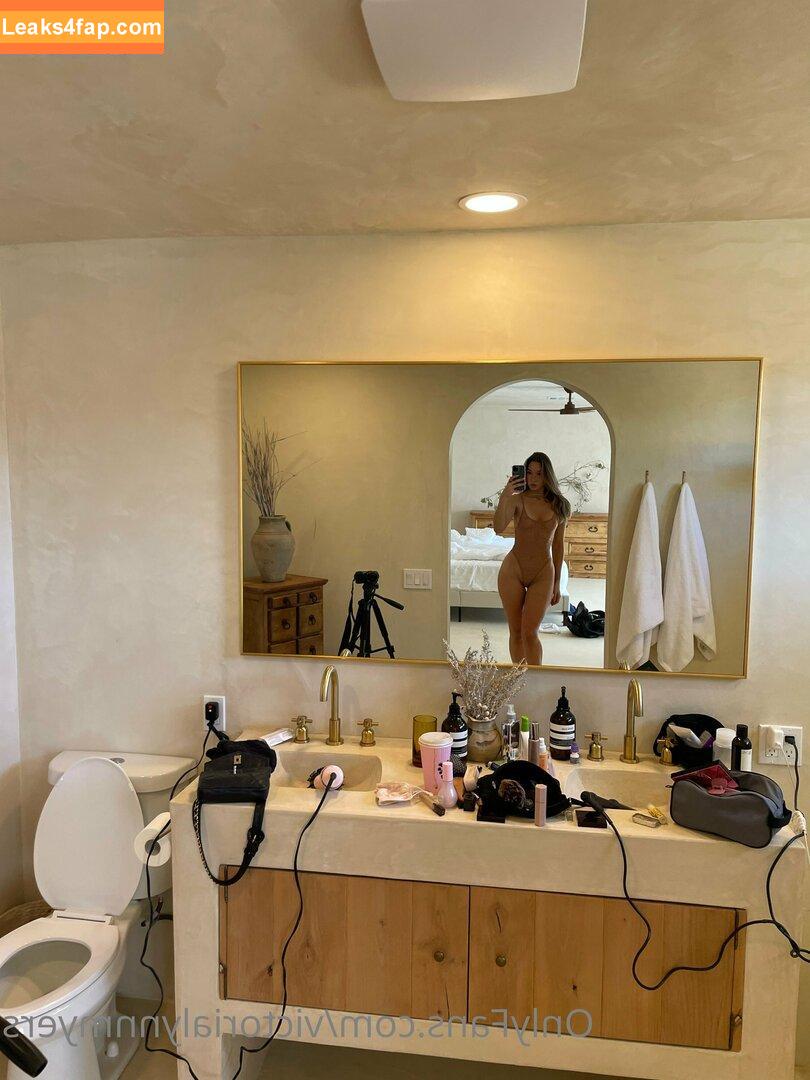 Victoria Lynn Myers / victorialynnmyers слитое фото фото #0240