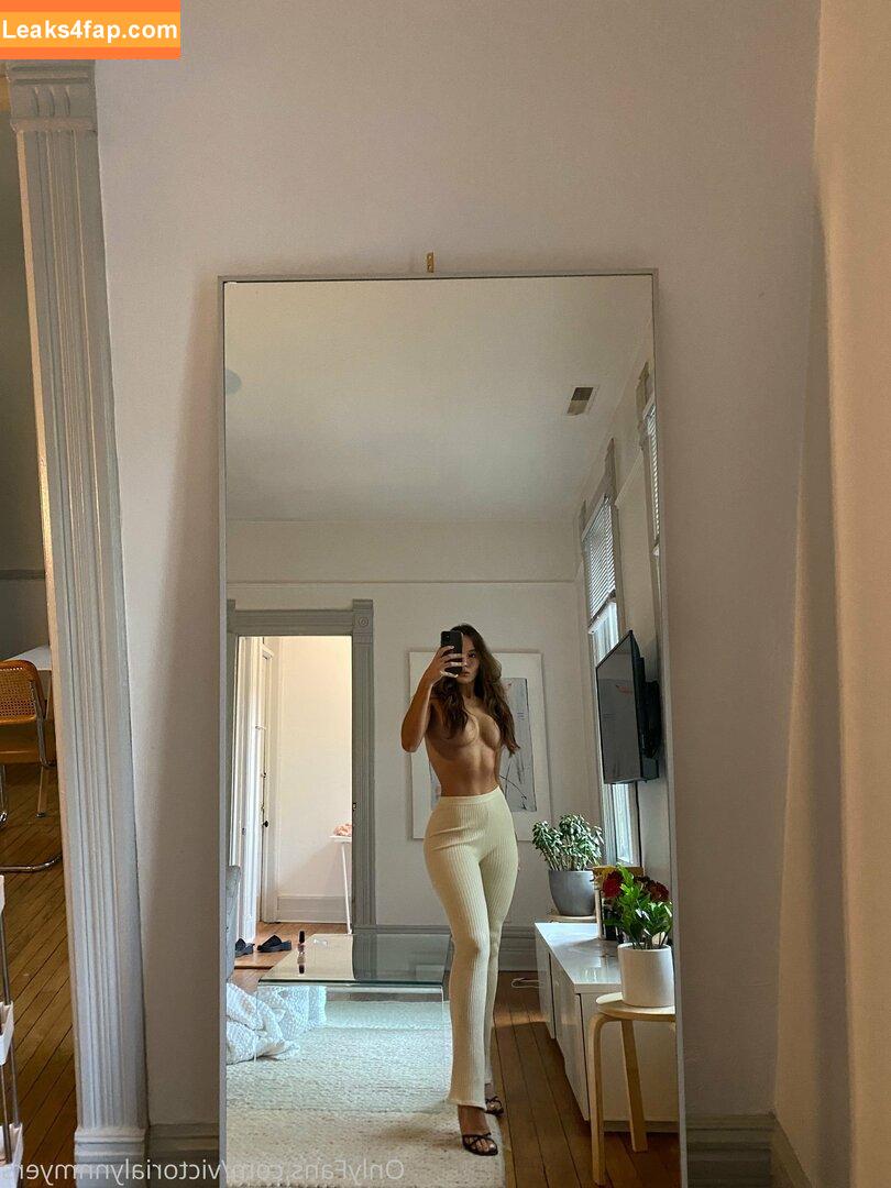 Victoria Lynn Myers / victorialynnmyers слитое фото фото #0284