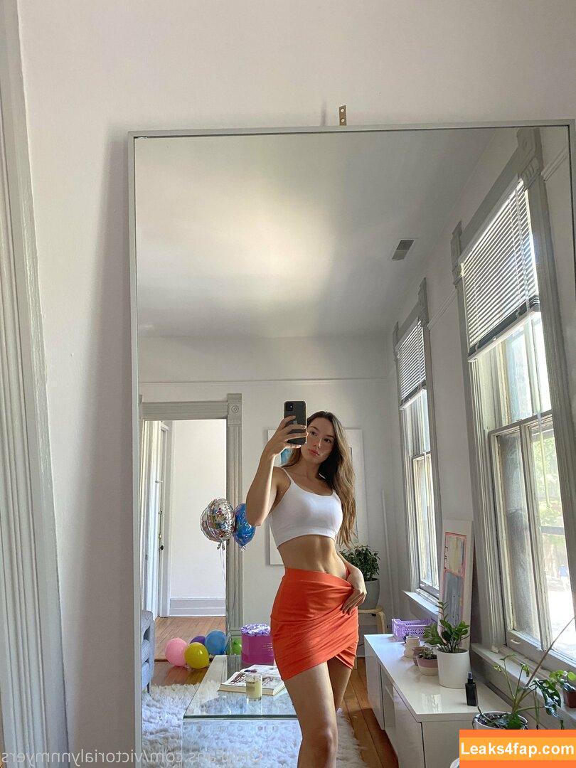 Victoria Lynn Myers / victorialynnmyers слитое фото фото #0289