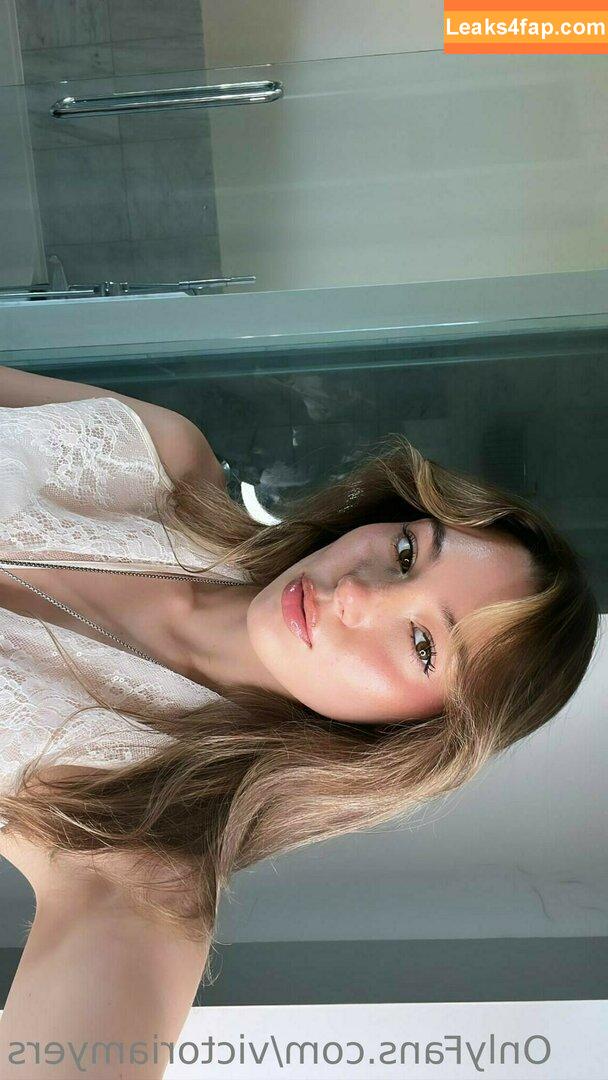 Victoria Lynn Myers / victorialynnmyers leaked photo photo #0421