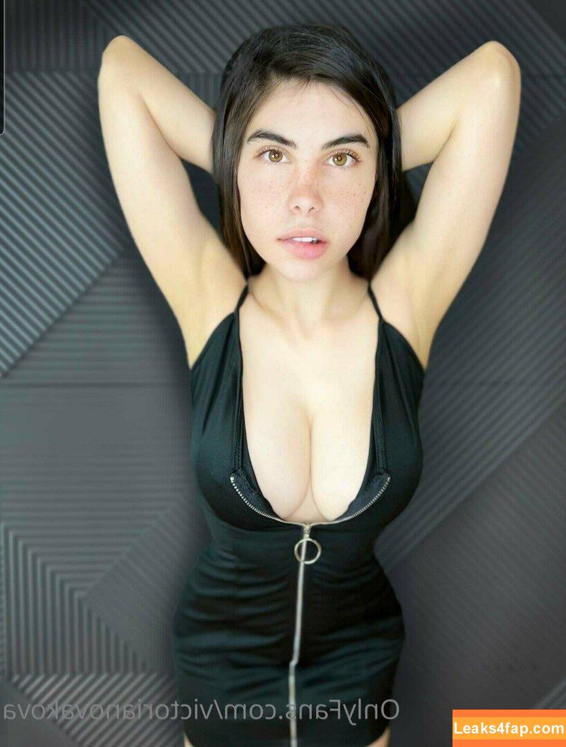 Victoria Nováková / victorianovakova слитое фото фото #0006