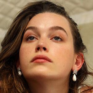 Victoria Pedretti photo #0014