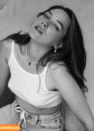 Victoria Pedretti photo #0044