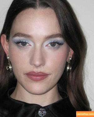 Victoria Pedretti photo #0055