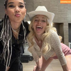 Victoria Pedretti photo #0336