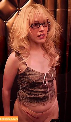 Victoria Pedretti фото #0348