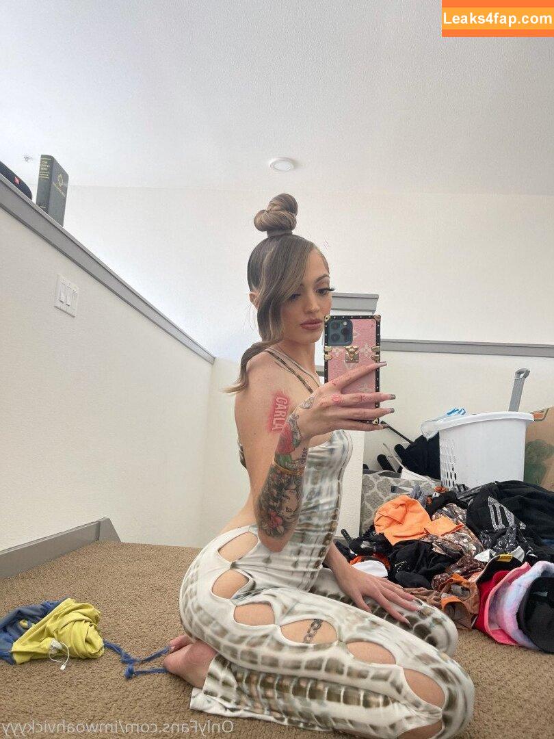 Victoria Rclaiire /  leaked photo photo #0011