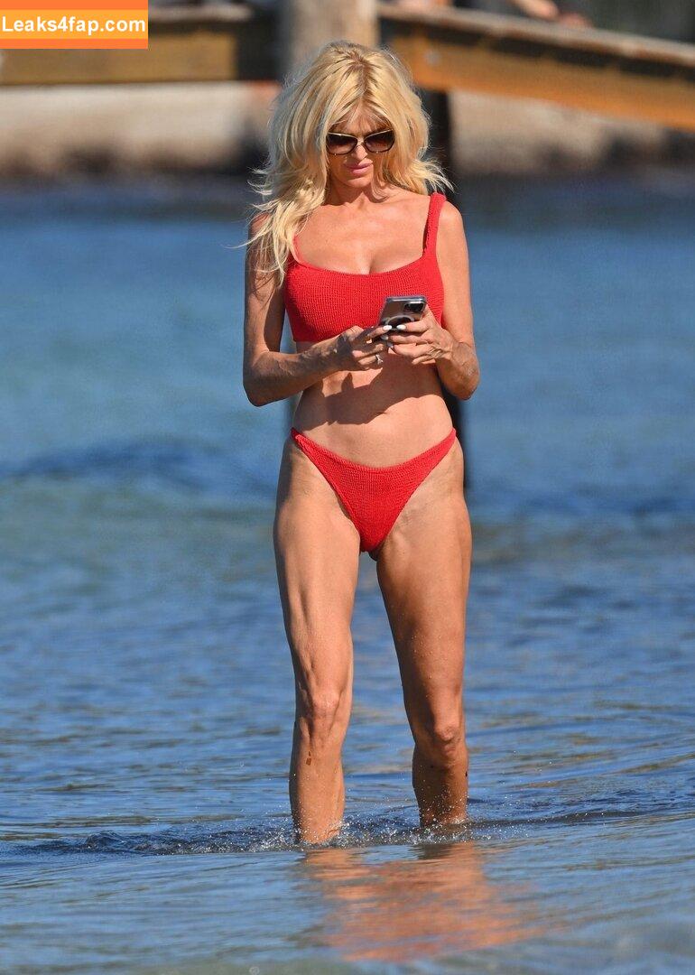 Victoria Silvstedt / vicsilvstedt / victoriasilvstedt leaked photo photo #0153