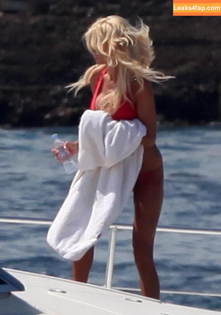 Victoria Silvstedt / vicsilvstedt / victoriasilvstedt leaked photo photo #0169
