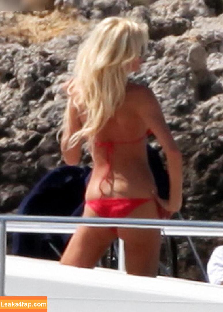 Victoria Silvstedt / vicsilvstedt / victoriasilvstedt leaked photo photo #0172