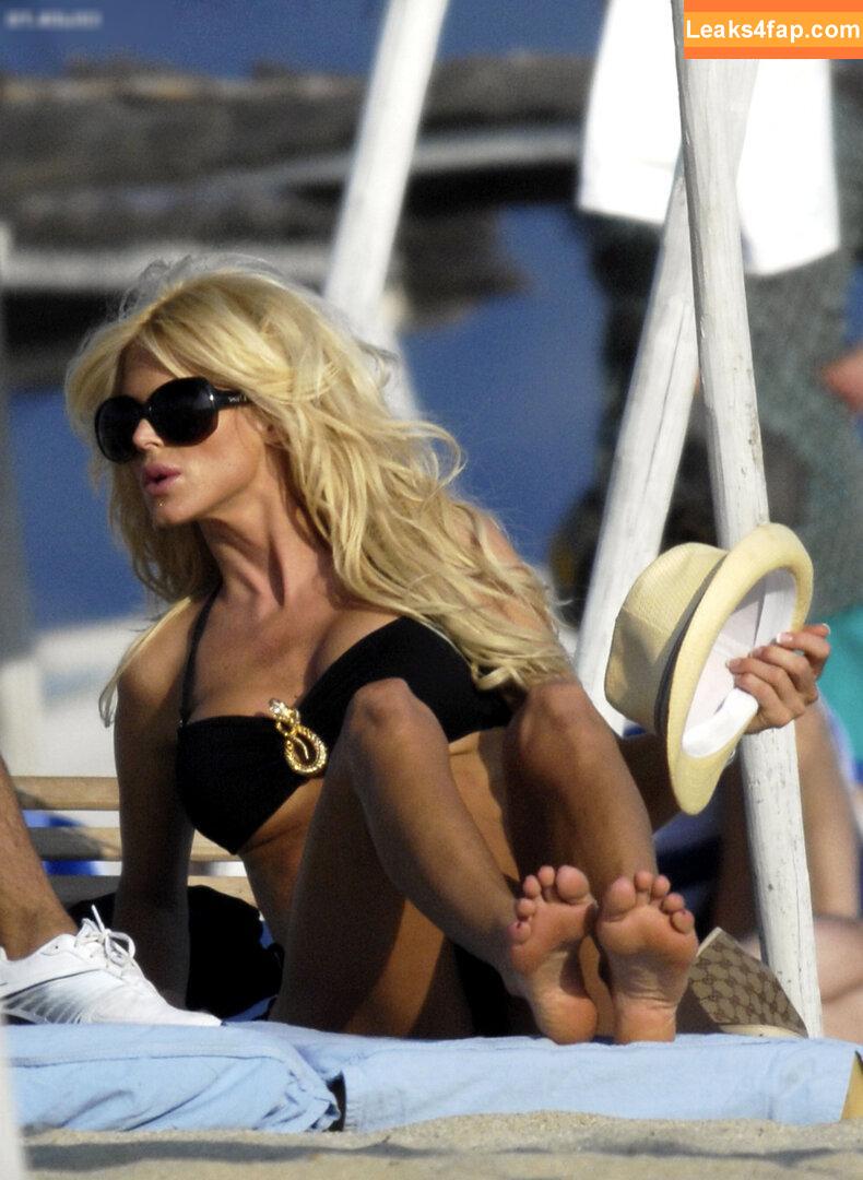 Victoria Silvstedt / vicsilvstedt / victoriasilvstedt leaked photo photo #0211