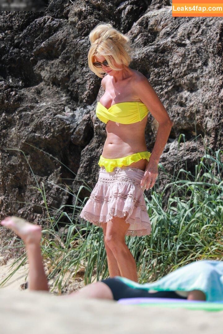 Victoria Silvstedt / vicsilvstedt / victoriasilvstedt leaked photo photo #0240