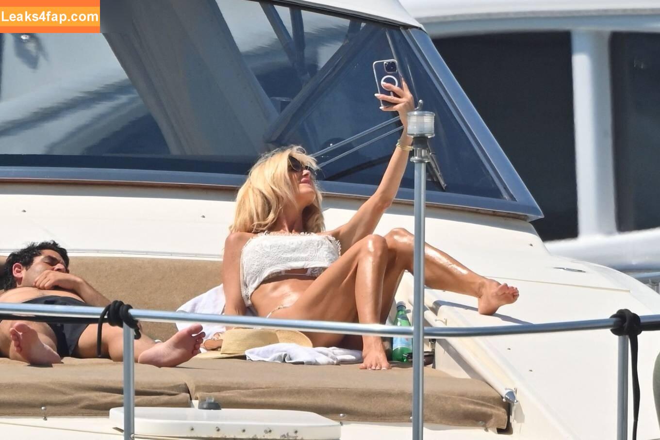 Victoria Silvstedt / vicsilvstedt / victoriasilvstedt leaked photo photo #0265