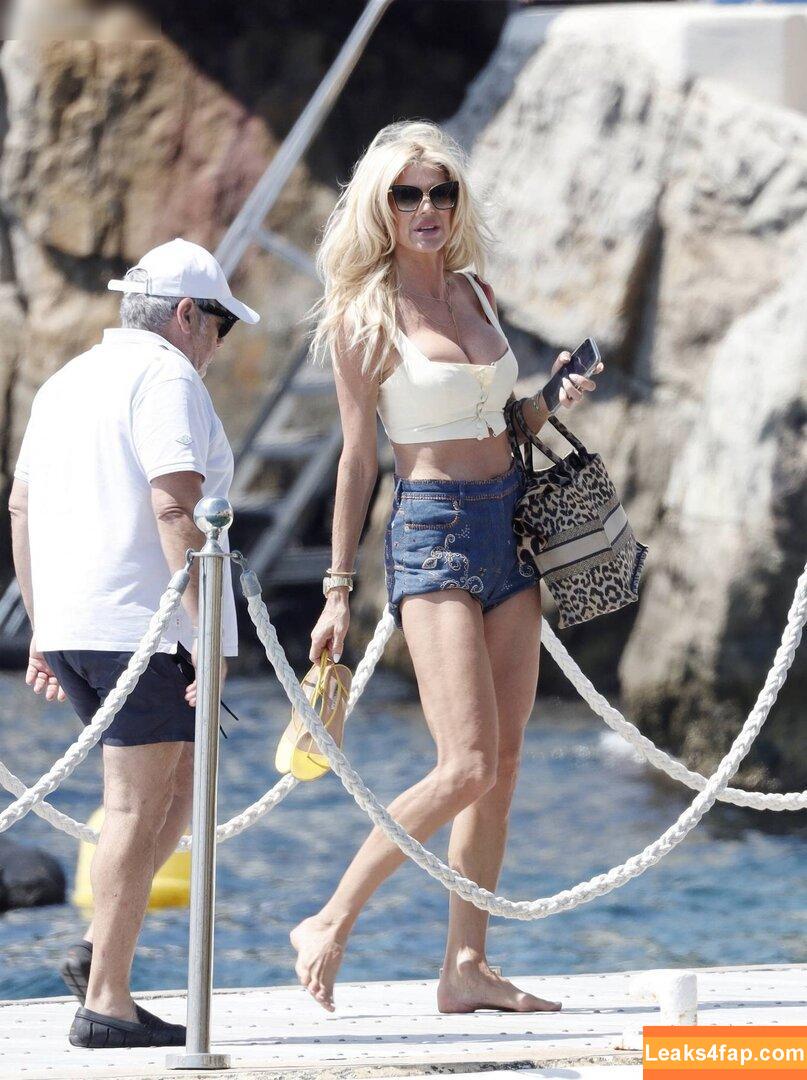 Victoria Silvstedt / vicsilvstedt / victoriasilvstedt leaked photo photo #0282