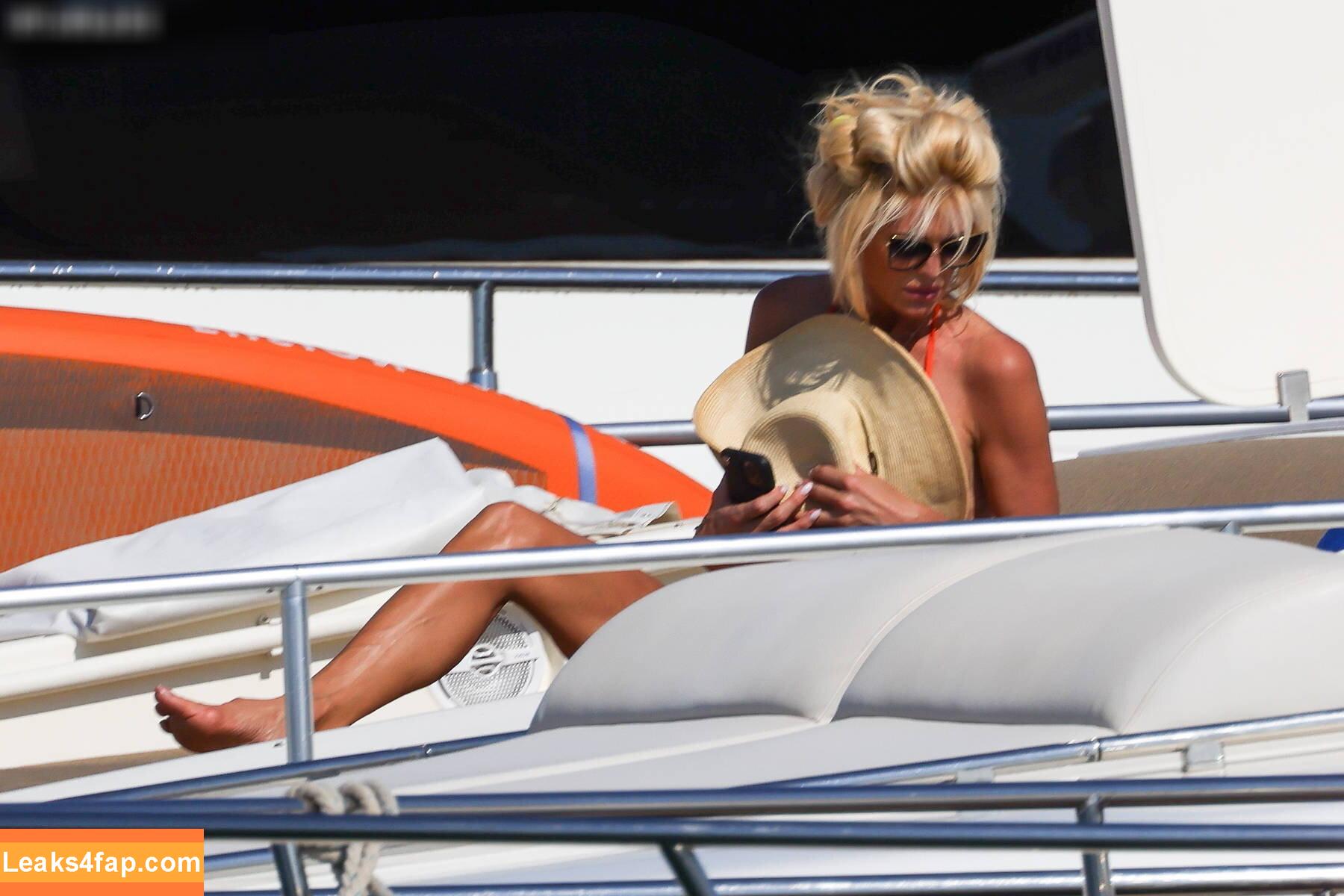 Victoria Silvstedt / vicsilvstedt / victoriasilvstedt leaked photo photo #0324