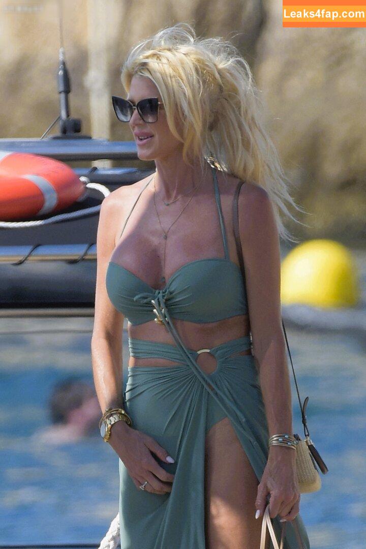 Victoria Silvstedt / vicsilvstedt / victoriasilvstedt leaked photo photo #0331