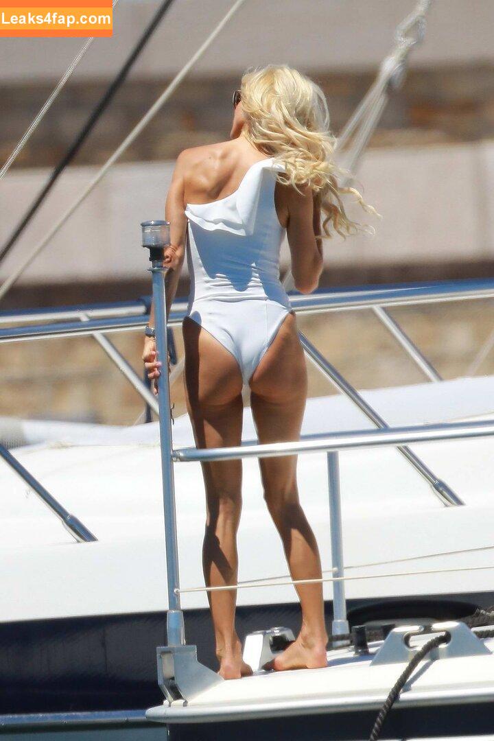 Victoria Silvstedt / vicsilvstedt / victoriasilvstedt leaked photo photo #0371