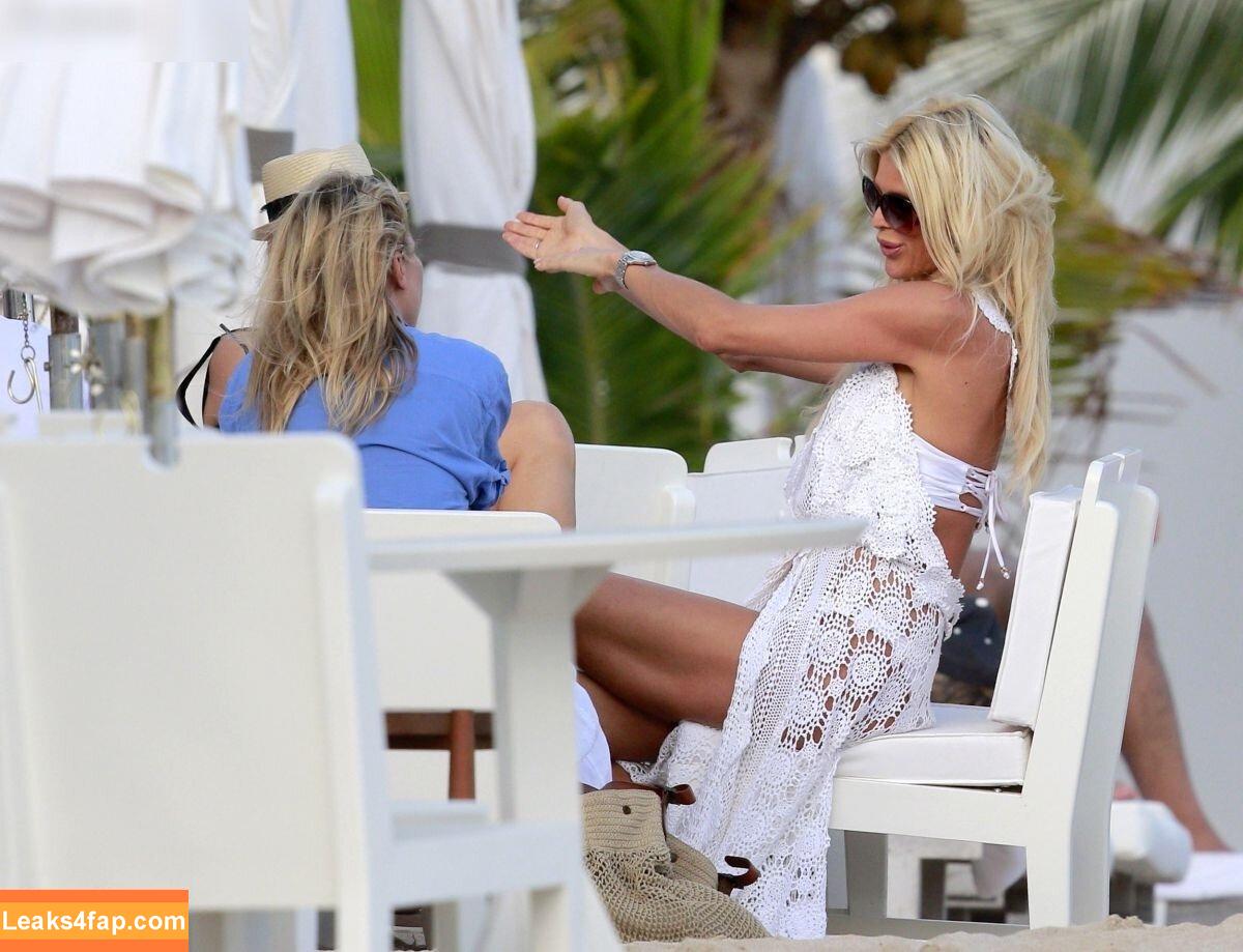 Victoria Silvstedt / vicsilvstedt / victoriasilvstedt leaked photo photo #0443
