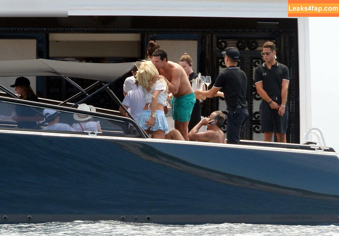 Victoria Silvstedt / vicsilvstedt / victoriasilvstedt leaked photo photo #0449