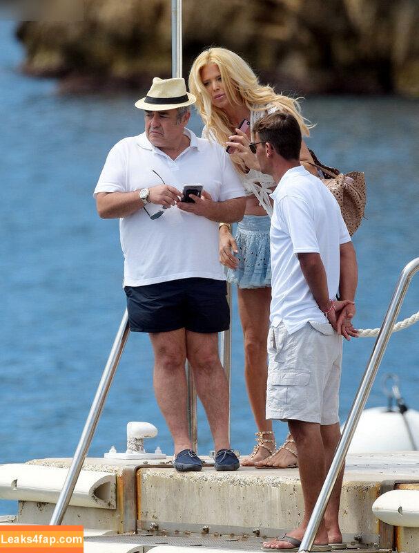 Victoria Silvstedt / vicsilvstedt / victoriasilvstedt leaked photo photo #0452