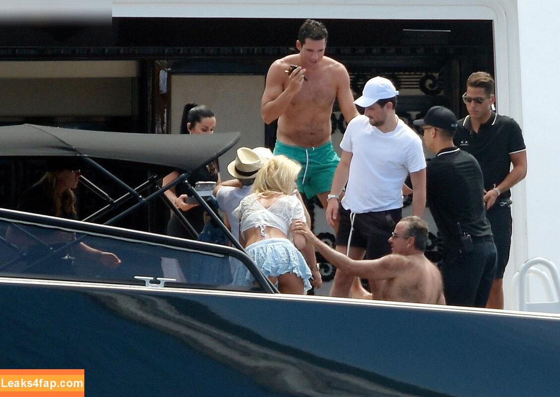 Victoria Silvstedt / vicsilvstedt / victoriasilvstedt leaked photo photo #0458