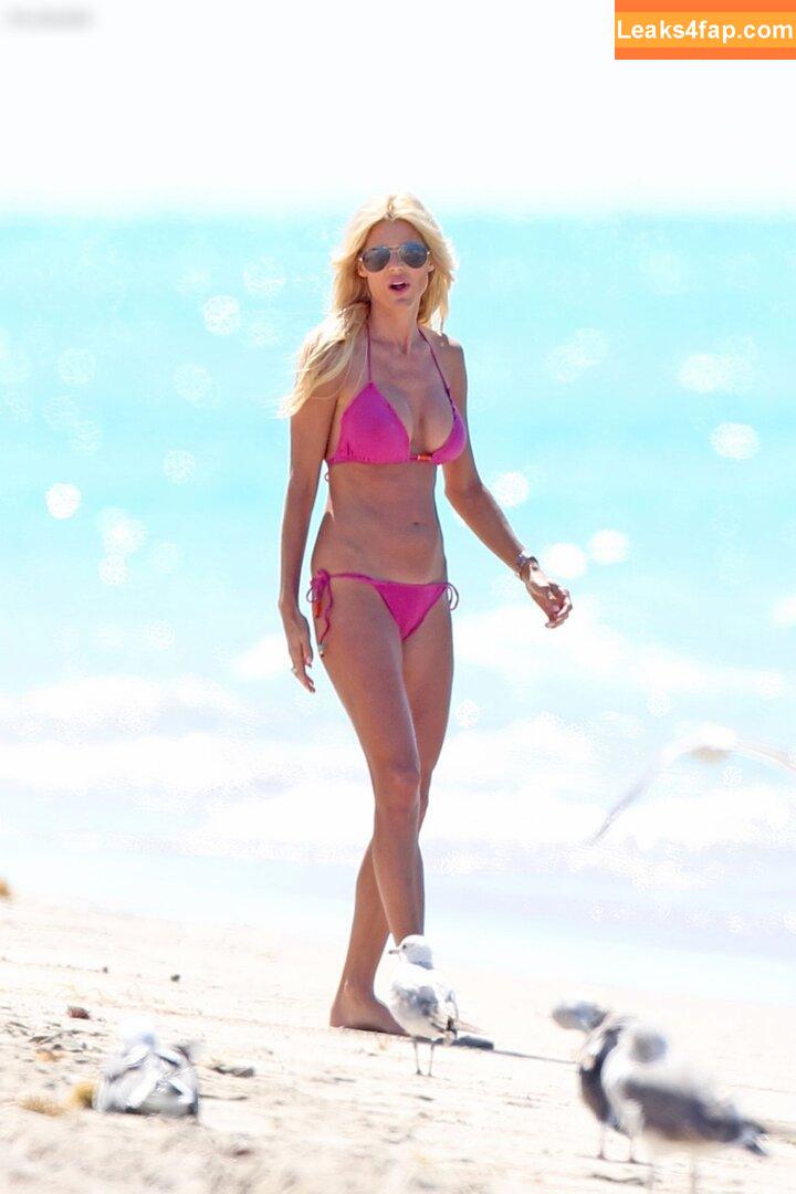 Victoria Silvstedt / vicsilvstedt / victoriasilvstedt leaked photo photo #0516