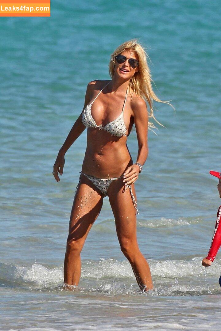 Victoria Silvstedt / vicsilvstedt / victoriasilvstedt leaked photo photo #0530