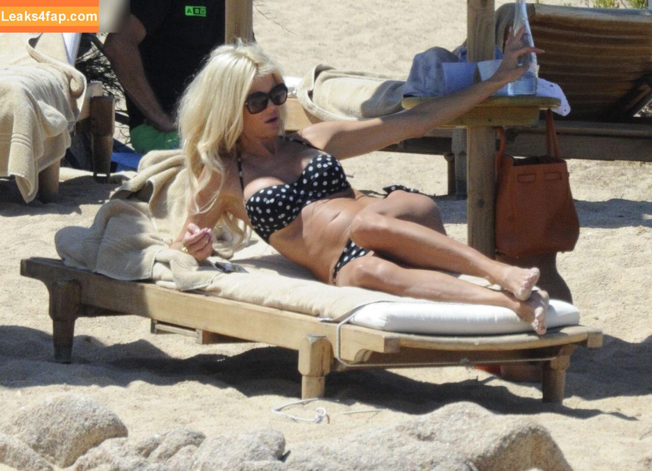 Victoria Silvstedt / vicsilvstedt / victoriasilvstedt leaked photo photo #0658