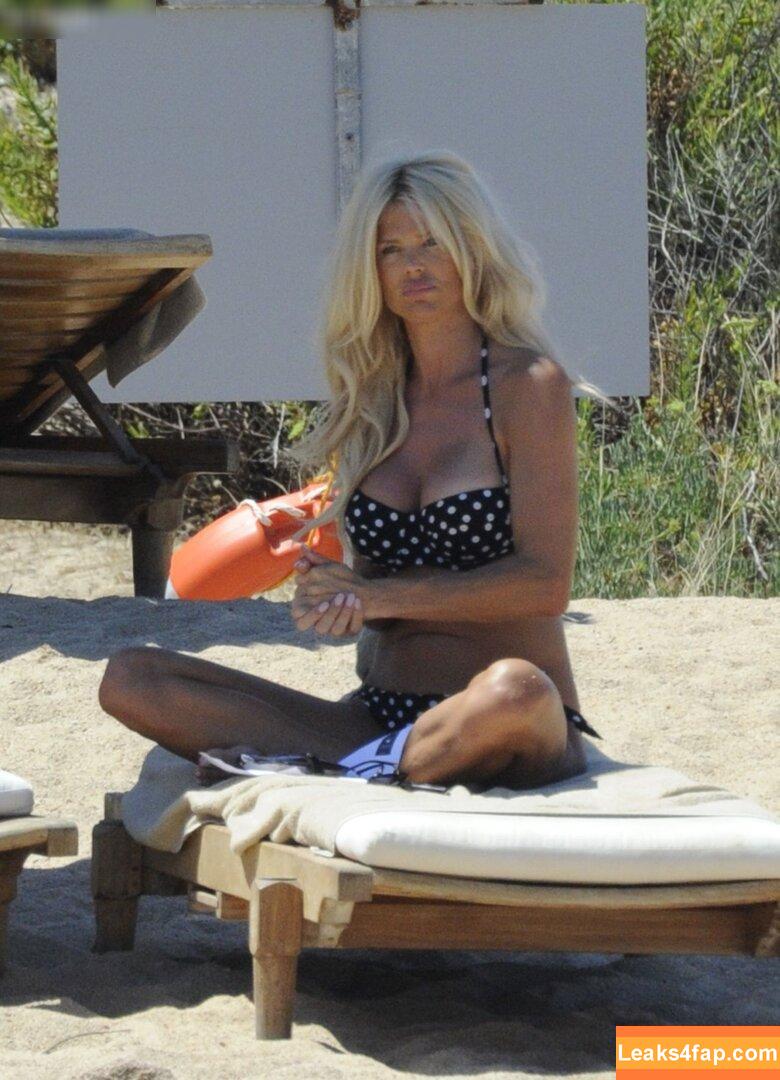 Victoria Silvstedt / vicsilvstedt / victoriasilvstedt leaked photo photo #0666