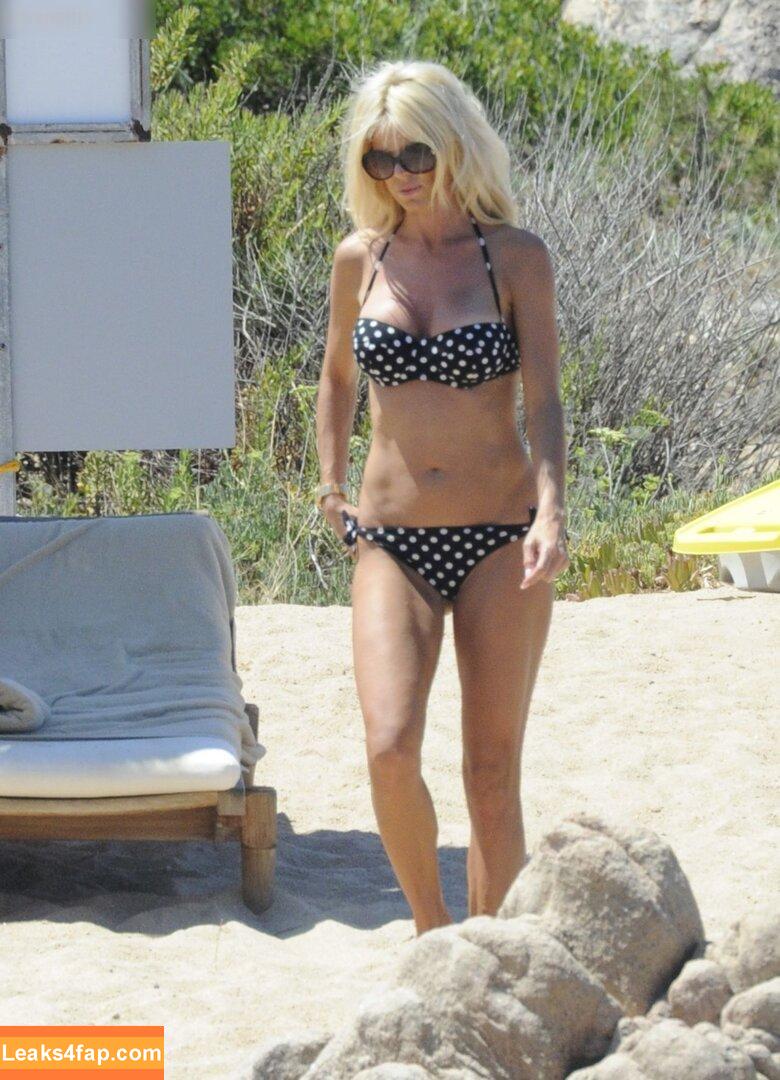 Victoria Silvstedt / vicsilvstedt / victoriasilvstedt leaked photo photo #0673