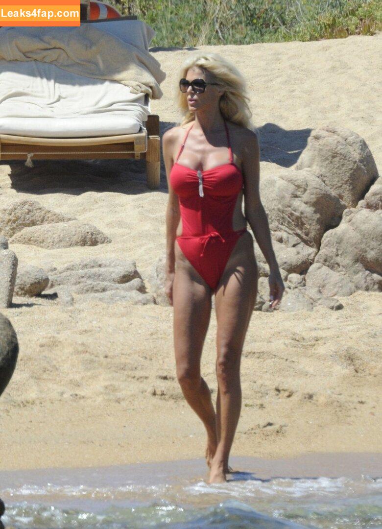 Victoria Silvstedt / vicsilvstedt / victoriasilvstedt leaked photo photo #0701