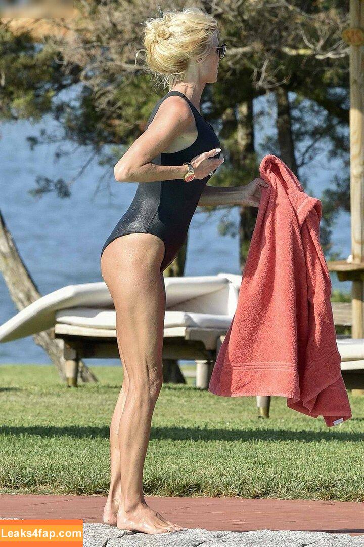 Victoria Silvstedt / vicsilvstedt / victoriasilvstedt leaked photo photo #0745