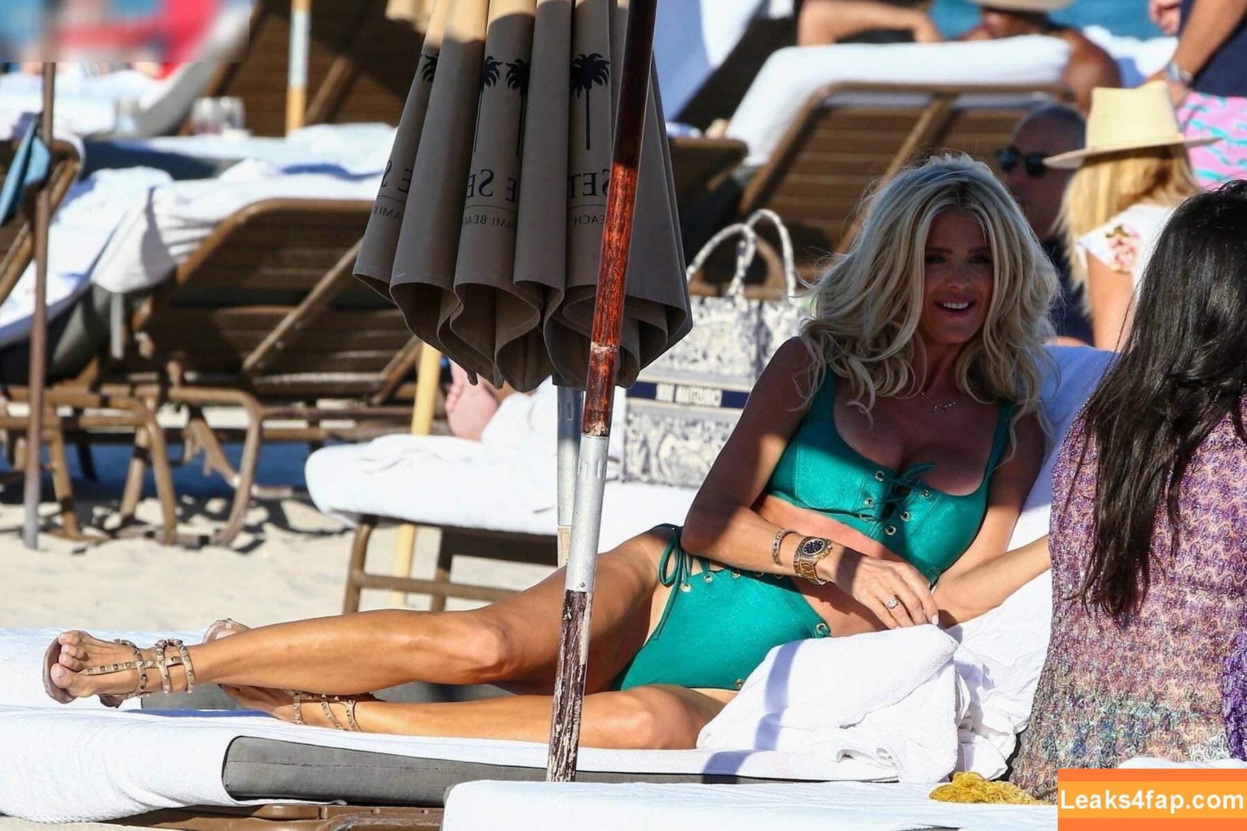 Victoria Silvstedt / vicsilvstedt / victoriasilvstedt leaked photo photo #0980