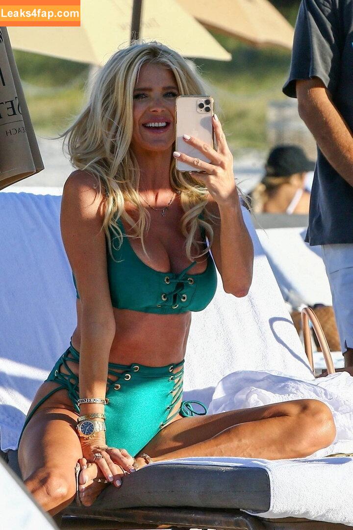 Victoria Silvstedt free nudes