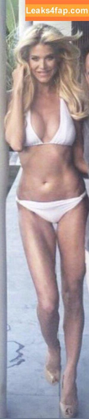 Victoria Silvstedt photo #0001