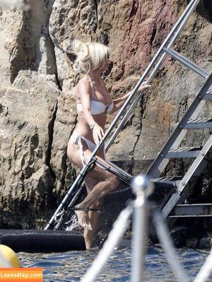 Victoria Silvstedt photo #0140