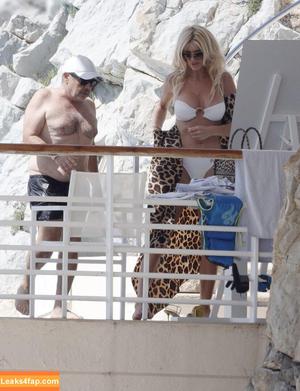 Victoria Silvstedt photo #0147
