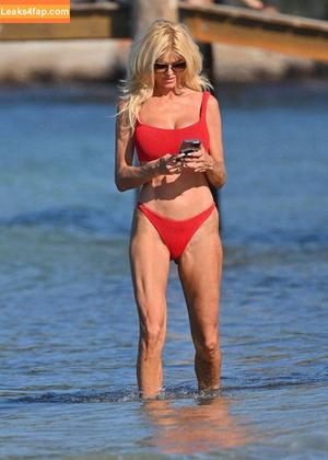 Victoria Silvstedt photo #0153