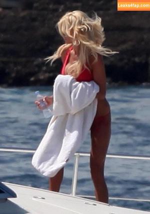 Victoria Silvstedt photo #0169