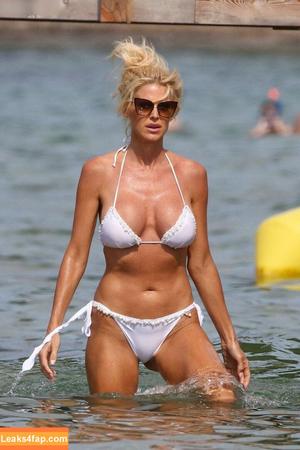 Victoria Silvstedt photo #0306