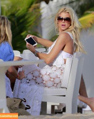 Victoria Silvstedt photo #0432
