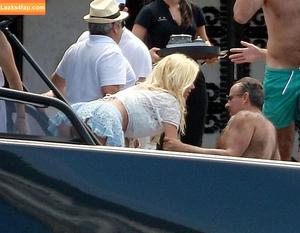 Victoria Silvstedt photo #0457