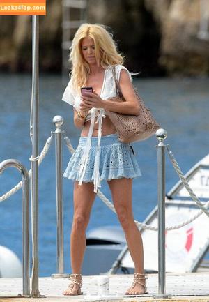 Victoria Silvstedt photo #0467